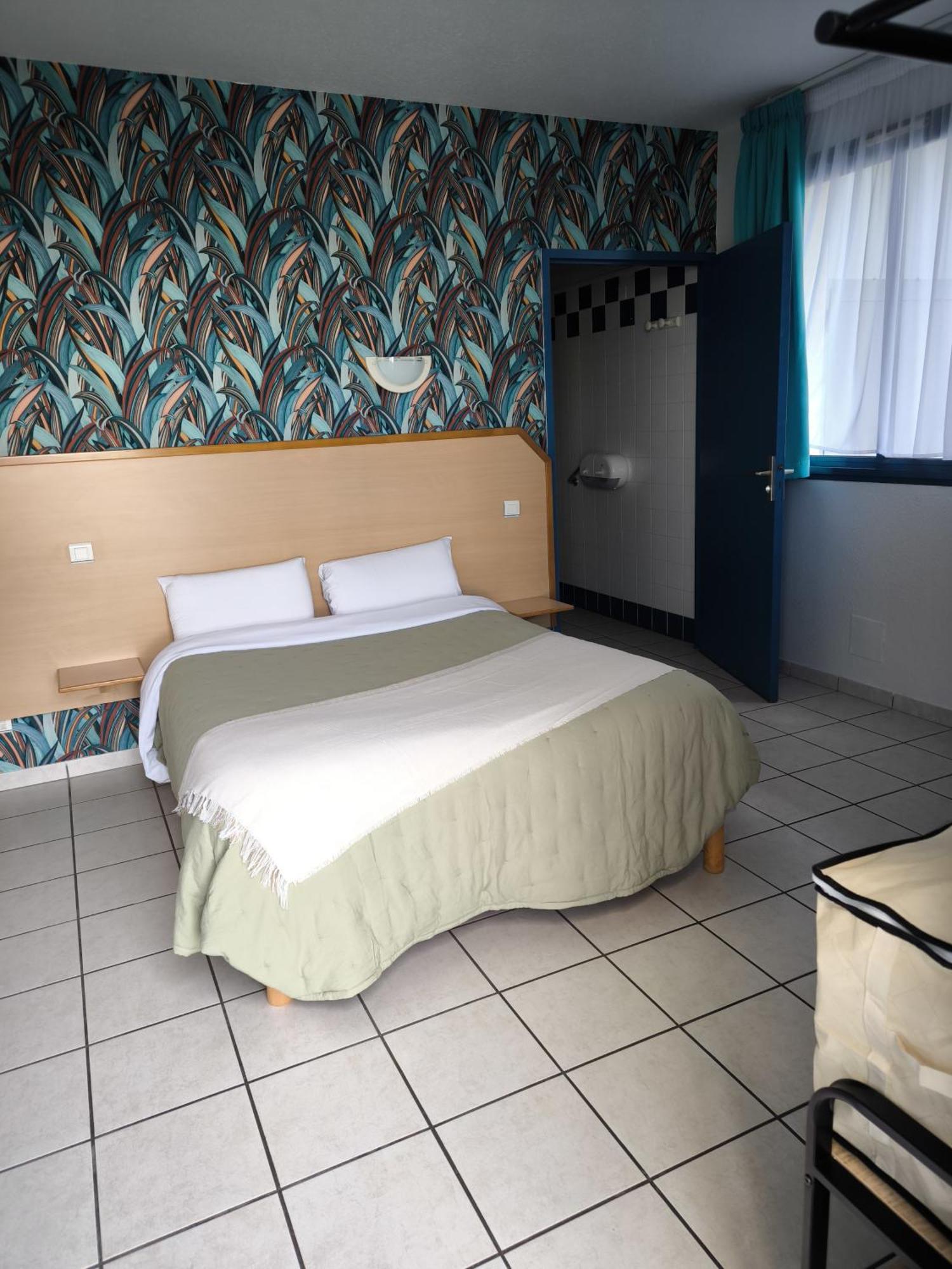 Hotel Le Laury'S Onet-le-Château Esterno foto